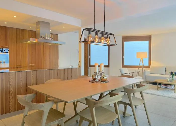 Downtown Luxury With View *